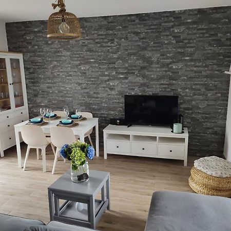 Villa Kai Casa Frente Al Mar Y Completamente Restaurada Санта Круз да Флорес Екстериор снимка