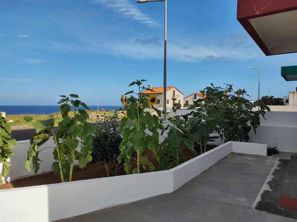 Villa Kai Casa Frente Al Mar Y Completamente Restaurada Санта Круз да Флорес Екстериор снимка